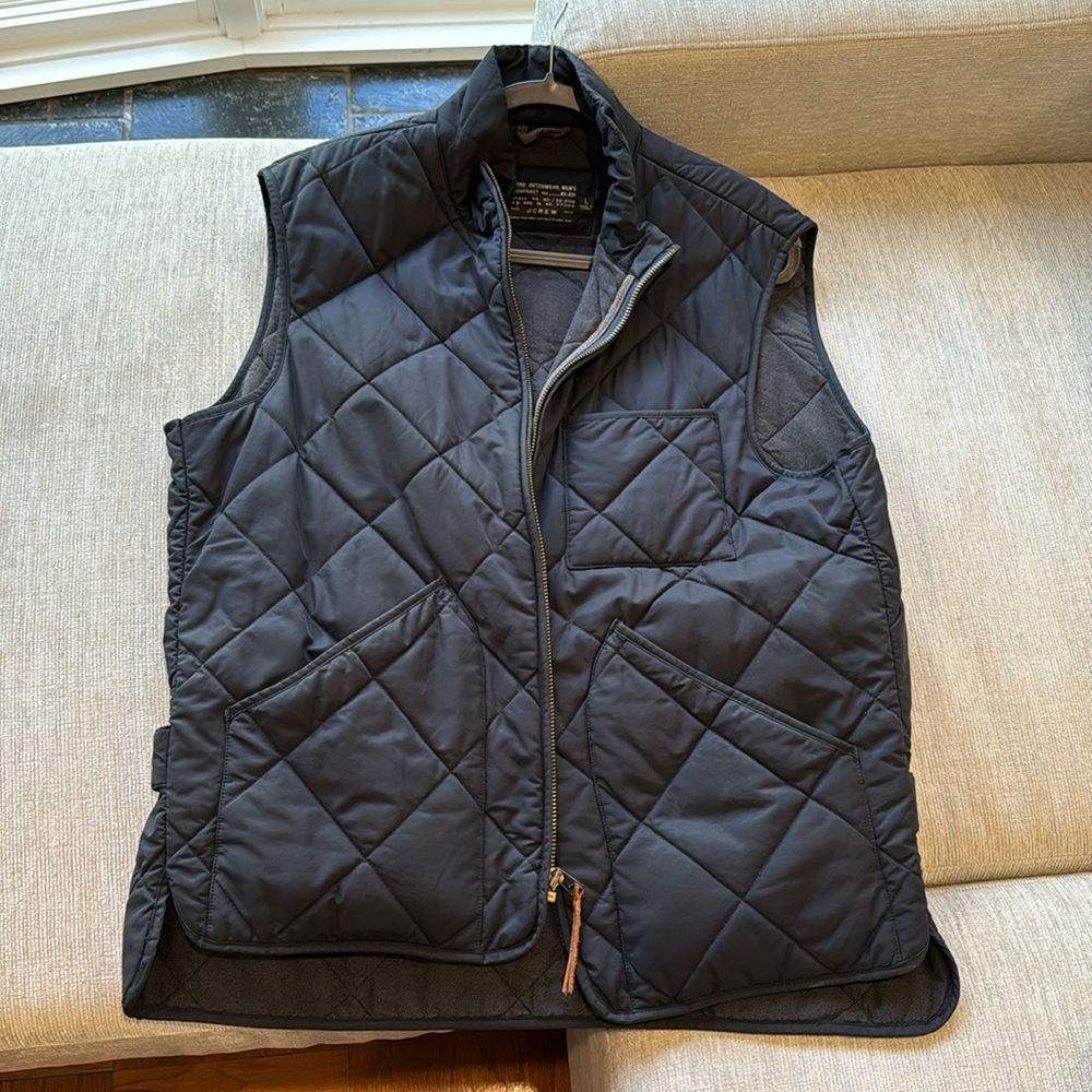 J. Crew - Sussex Quilted Vest - Men’s Large, color: navy